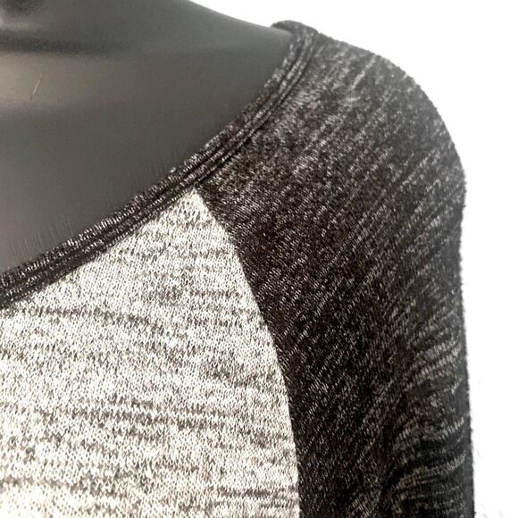 Nicole Miller New York Sweater Dress Size Medium - Picture 3 of 8